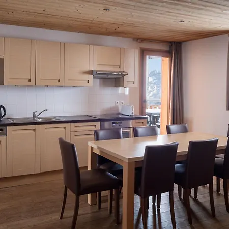Apartahotel Résidence Dormio Les Portes Du Grand Massif -