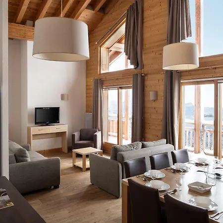 Hotel apartamentowy Dormio Les Portes Du Grand Massif Flaine