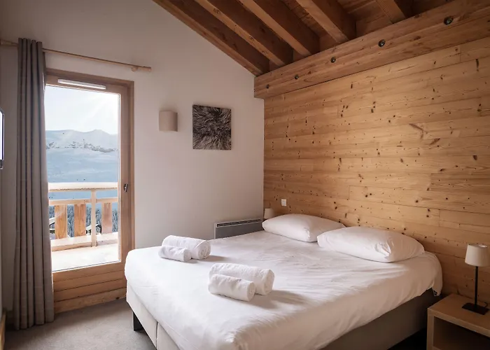 Aparthotel Dormio Les Portes Du Grand Massif 4*